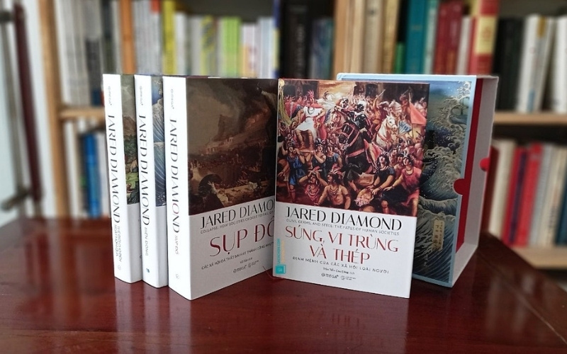 Có thể tham khảo sách Lược sử loài người khi muốn tìm hiểu văn hóa các nước
