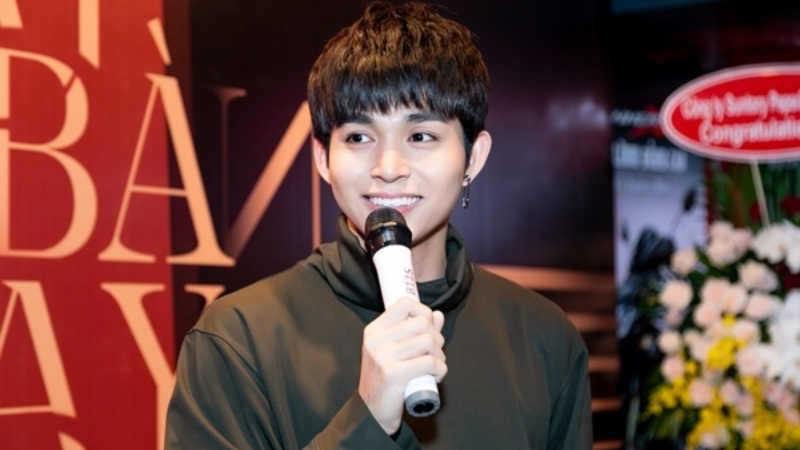 Tác giả Jun Phạm