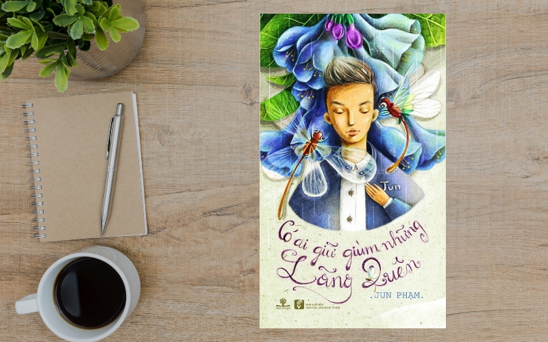 Có ai giữ giùm những lãng quên là tản văn đầy hoài niệm, ghi lại vẻ đẹp bình dị và sâu lắng của Sài Gòn