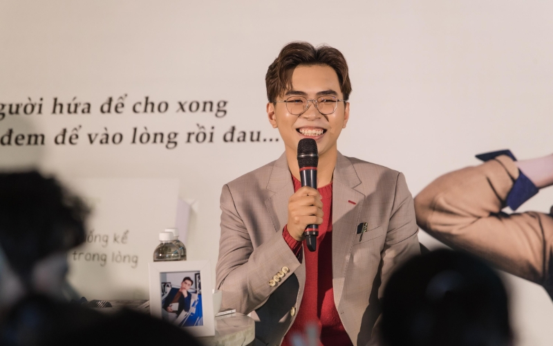 Chân dung diễn viên, giảng viên, tác giả Minh Dự