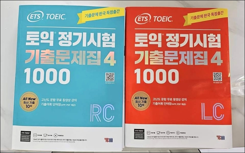 Bộ đề ETS TOEIC do chính tổ chức ra đề biên soạn, giúp luyện tập sát thực tế và làm quen cấu trúc đề thi chuẩn nhất