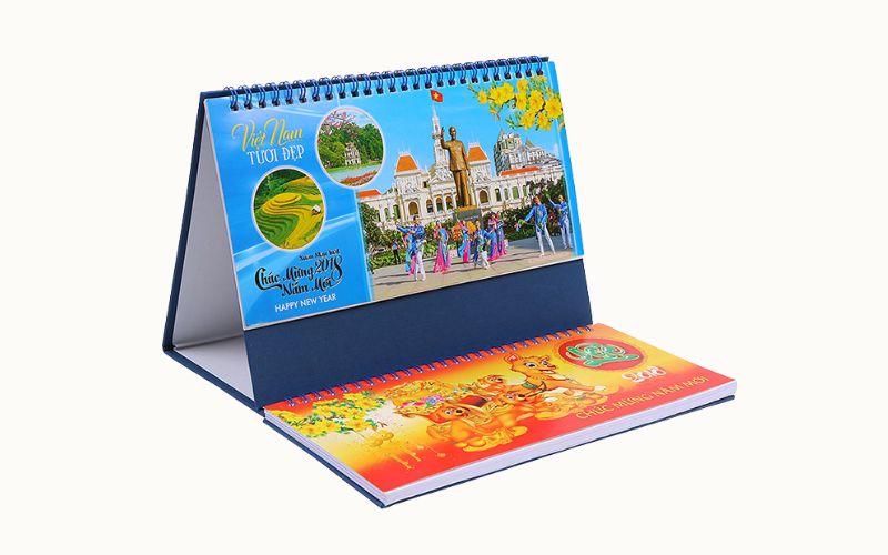 Mẫu lịch để bàn chữ M có giấy note cao cấp