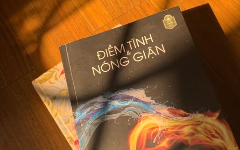 Điềm tĩnh là sức mạnh nội tâm giúp nhận diện cảm xúc và kiểm soát phản ứng