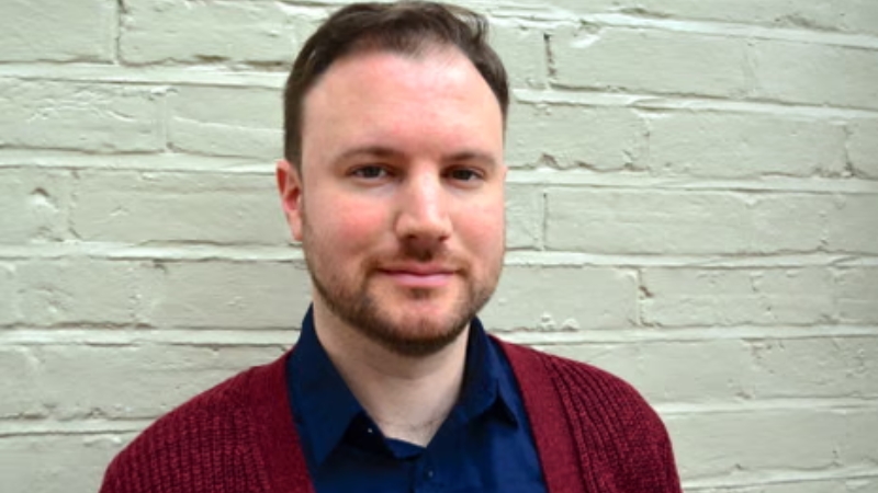 Tác giả Alex Pavesi