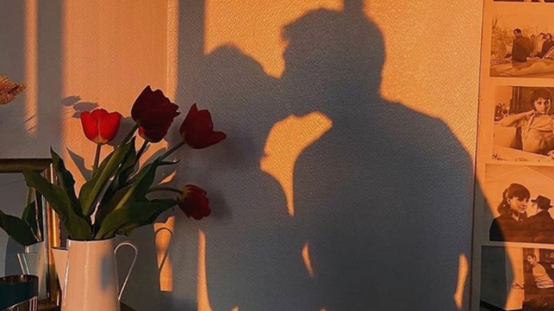 Mối quan hệ mập mờ và những vết xước