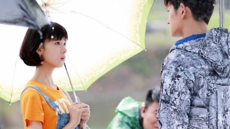 Trịnh Vy của những năm tháng đại học là hiện thân của tuổi trẻ nồng nhiệt nhất