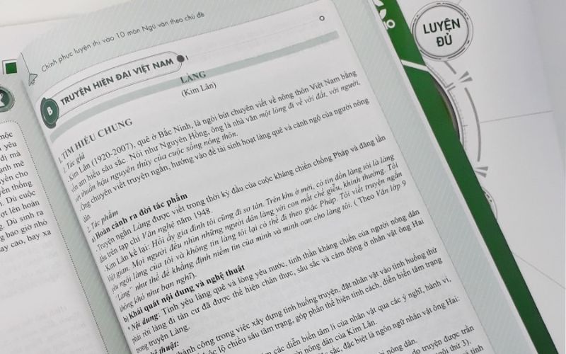 Sách cung cấp một lộ trình học bài bản, khoa học