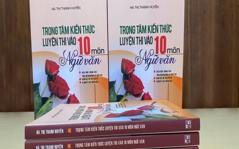 Ưu tiên mua sách có nội dung bám sát cấu trúc đề thi mới nhất