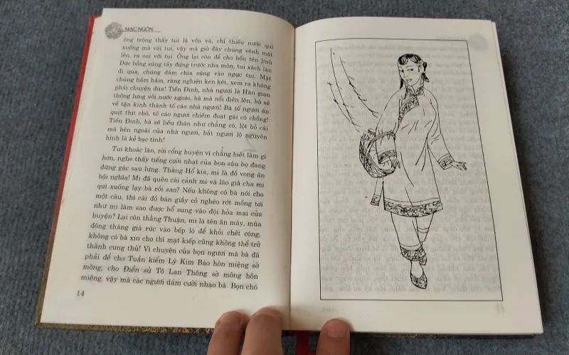 Đàn hương trong sách được mô tả như là công cụ trừng phạt và là màn biểu diễn chính trị