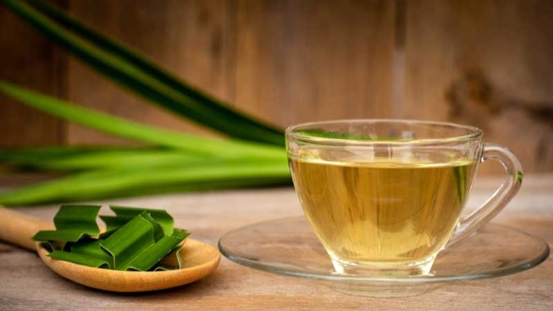 Vị thơm lá dứa đặc trưng giúp trà sâm dứa tạo cảm giác tươi mới