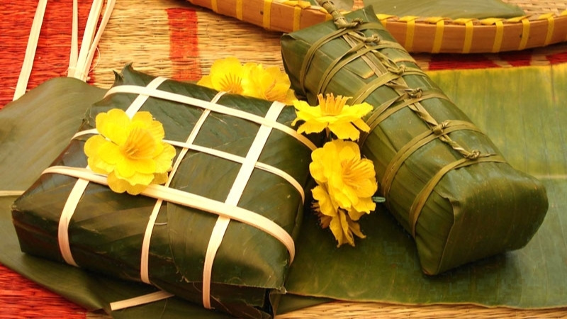 Tự gói bánh chưng bánh tét giúp kiểm soát nguyên liệu sạch và hương vị chuẩn vị Tết