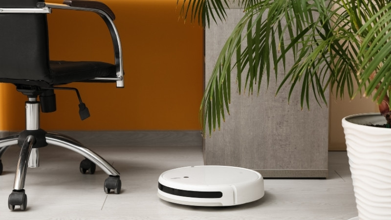 Không cần mua nếu ngân sách eo hẹp, nhà nhỏ ít bụi, quen dọn dẹp thủ công hằng ngày