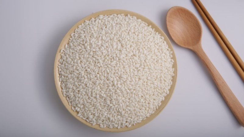 Chọn đúng nếp quyết định xôi dẻo thơm, đẹp mâm cỗ Tết