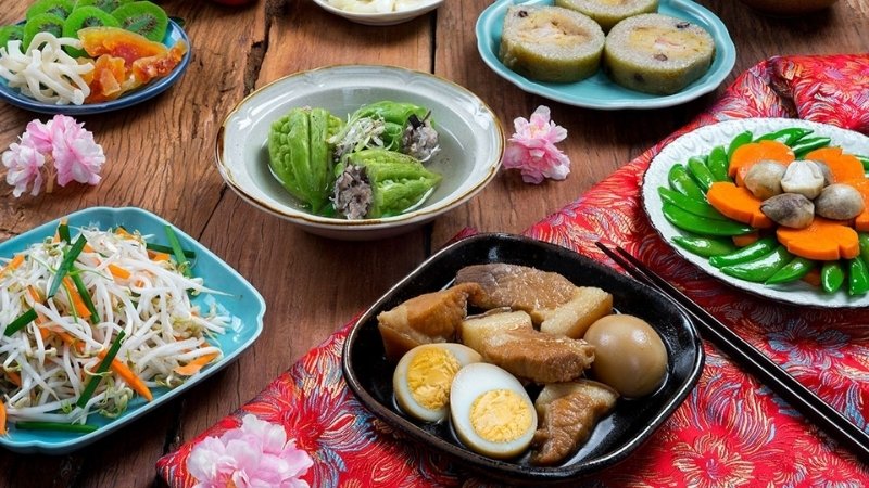 Lên thực đơn trước giúp nấu Tết nhàn hơn, đủ món, không ngán hay dư thừa