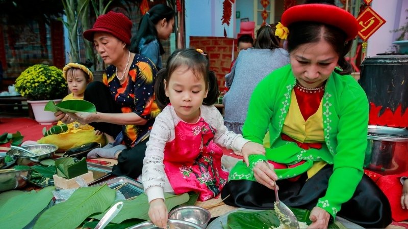 Trải nghiệm Tết tại nhà giúp bé hiểu rõ nguồn cội và yêu thêm giá trị truyền thống