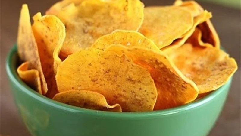 Snack không đậy kín dễ bị ẩm và mất độ giòn