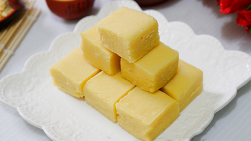 Ttrong 100g bánh đậu xanh cung cấp khoảng 410 - 500 calo