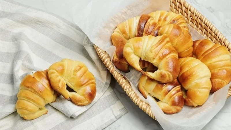 Bánh mì ngọt còn chứa nhiều nhóm chất dinh dưỡng khác nhau