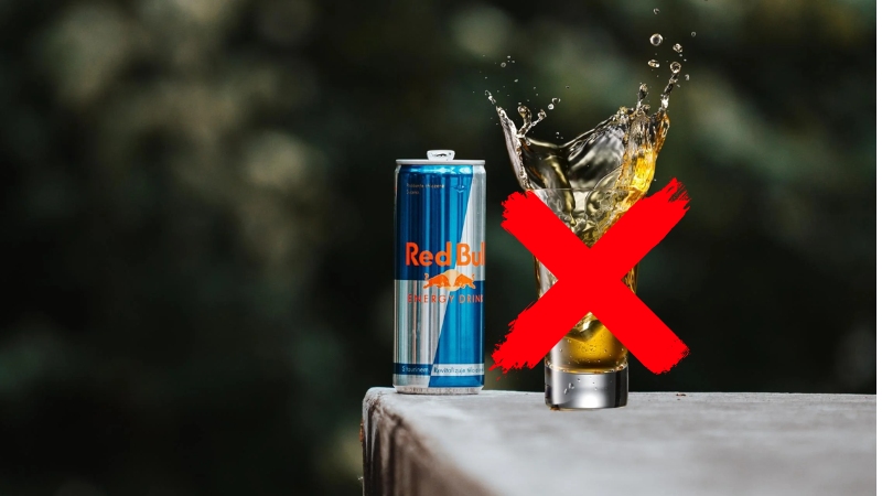 Không nên dùng bò húc cùng đồ uống có cồn