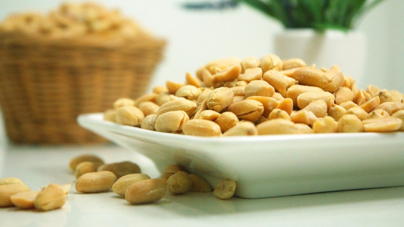 Ăn đậu phộng có béo không phụ thuộc vào tổng lượng calo bạn tiêu thụ mỗi ngày