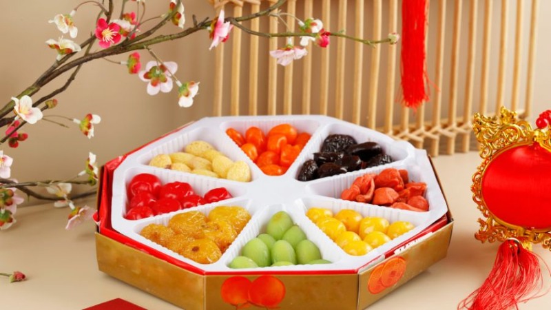 Bàn snack đỏ vàng