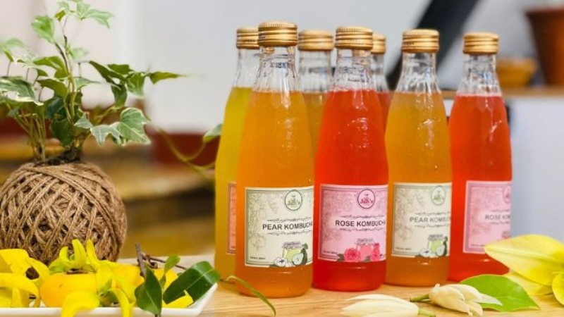 Kombucha cực kỳ lý tưởng để thay thế rượu bia trong bàn tiệc dịp tết