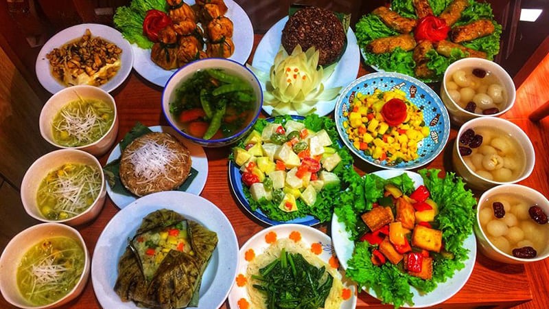 Mâm cỗ vegan hiện đại