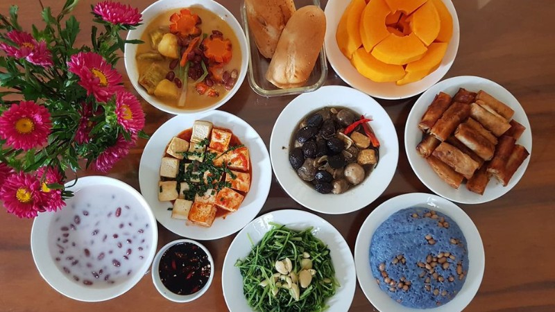 Mâm cỗ chay tối giản