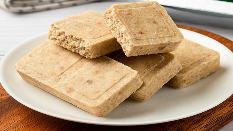 Lương khô chứa 350 - 450 kcal/100g