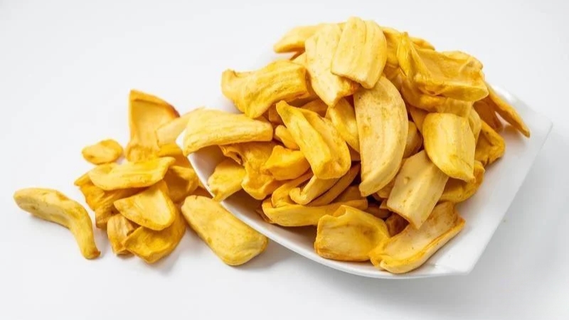 100g mít sấy nguyên vị chứa khoảng 282 calo