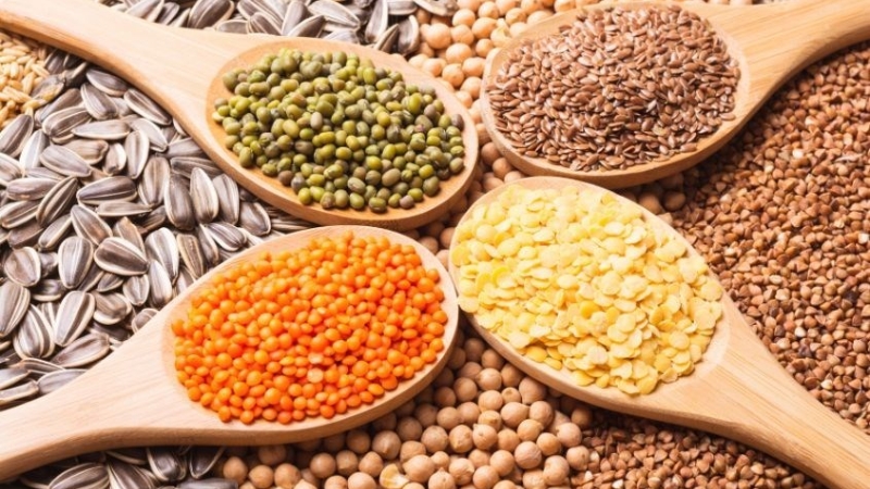 Ngũ cốc là thuật ngữ dùng để chỉ các loại cây lương thực có hạt