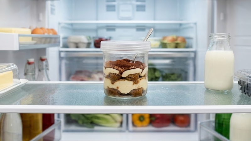Nên bảo quản bánh Tiramisu trong tủ lạnh