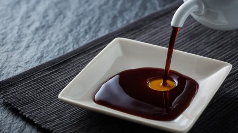 Gọi là xì dầu hay nước tương thì bản chất và cách dùng giống nhau