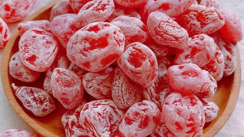 Xí muội là trái cây được chế biến bằng phương pháp muối, đường và phơi khô hoặc sấy