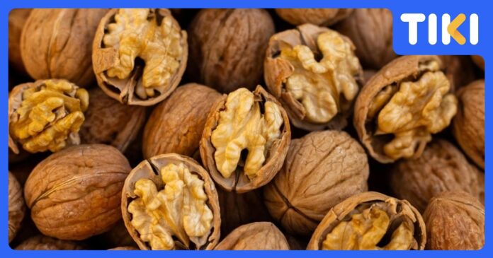 Hạt óc chó bao nhiêu calo? Cách ăn hạt óc chó không lo tăng cân