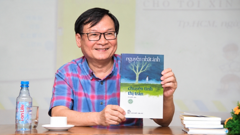 Chuyện tình thị trấn là tiểu thuyết tình cảm dành