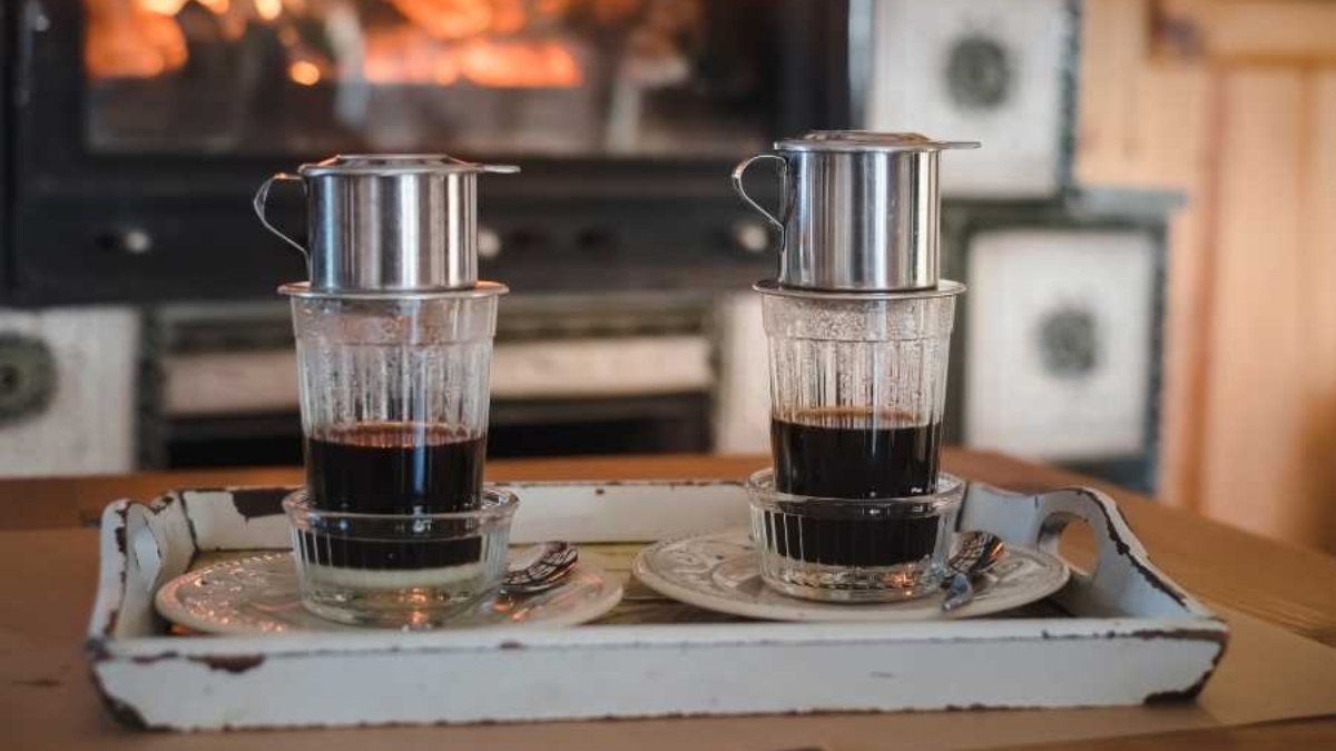 Để pha cà phê phin nhỏ tại nhà có hương vị đậm đà và tốc độ chiết xuất ổn định