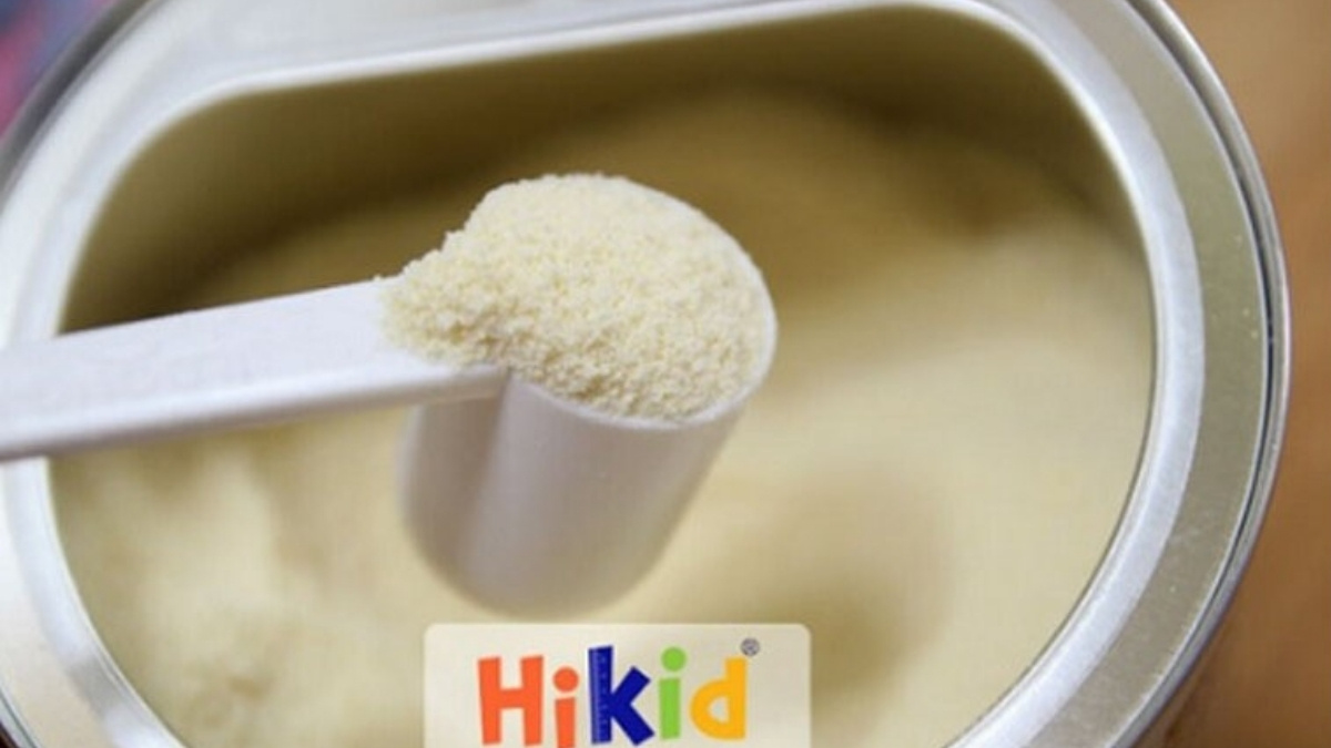 Các hạt màu li ti xuất hiện lẫn trong bột là các hạt vi chất dinh dưỡng tổng hợp