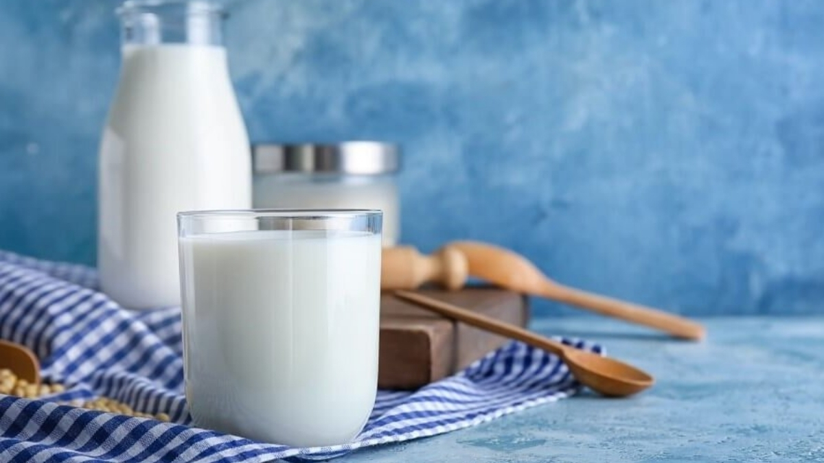 Uống sữa tươi không đường mỗi ngày không nhất thiết gây tăng cân