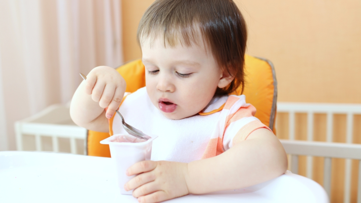Váng sữa cũng chỉ nên dùng như bữa phụ