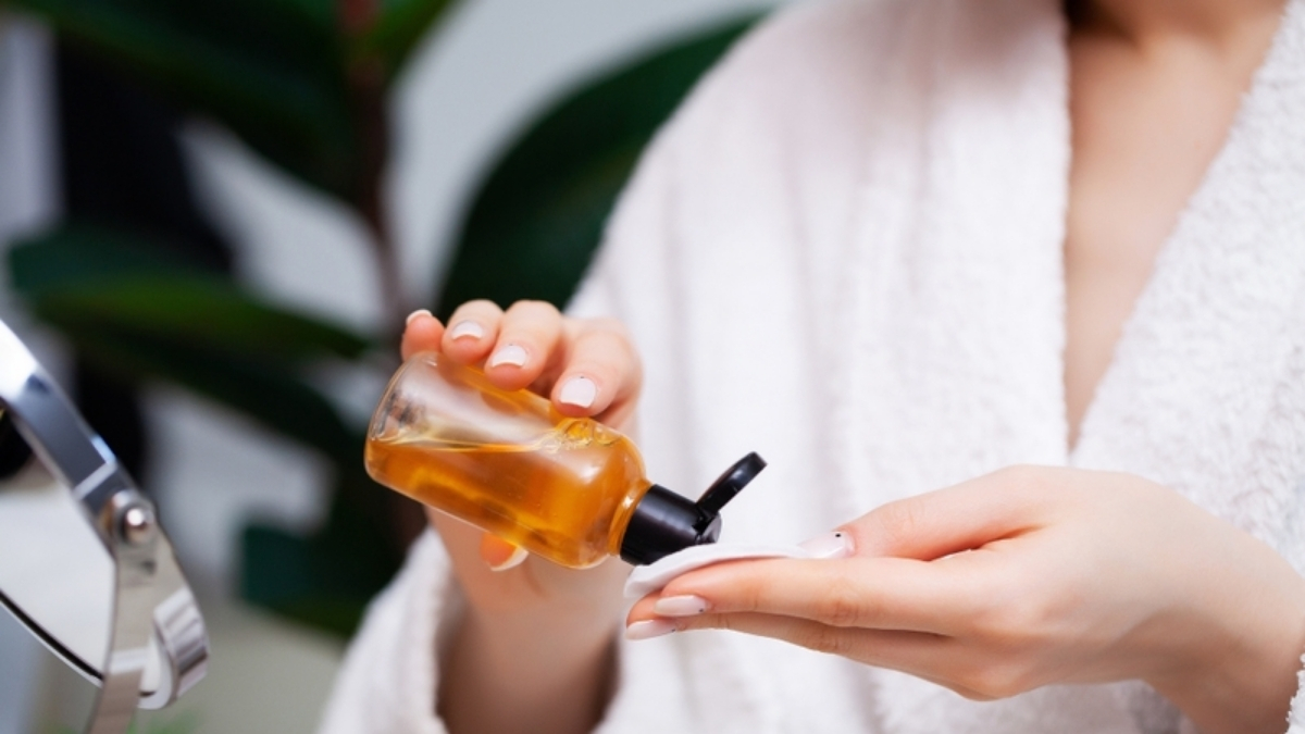 Chọn toner cho da dầu mụn