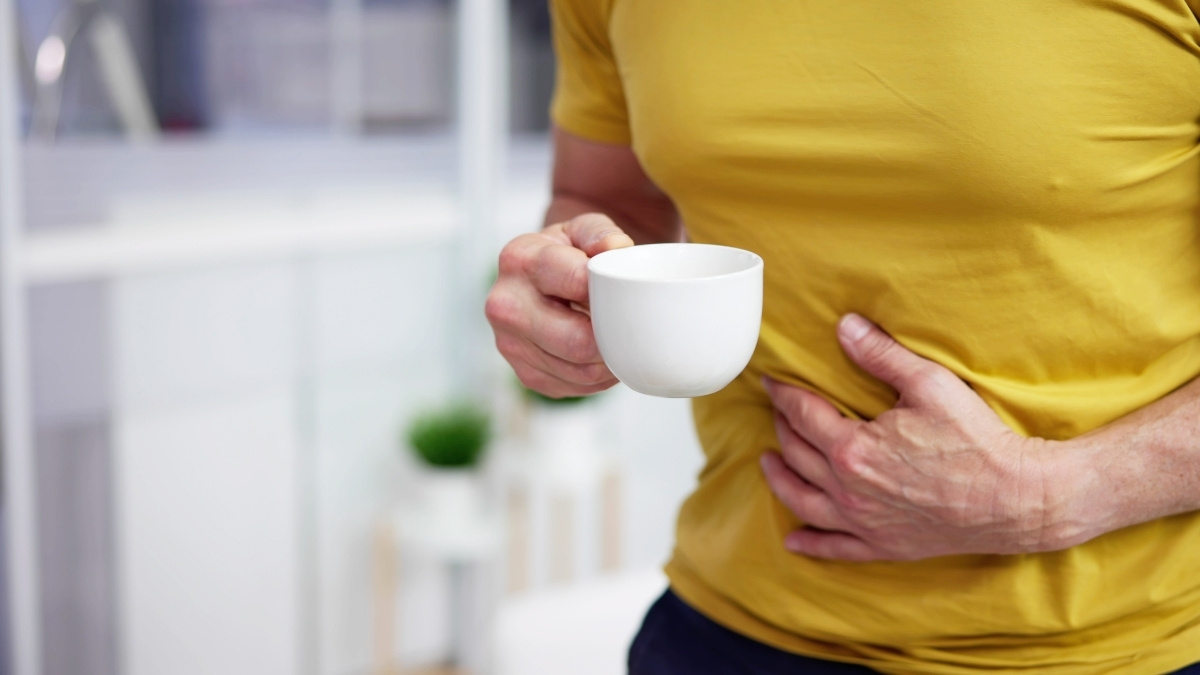 Uống cà phê lúc đói có thể là nguyên nhân dẫn đến say cà phê