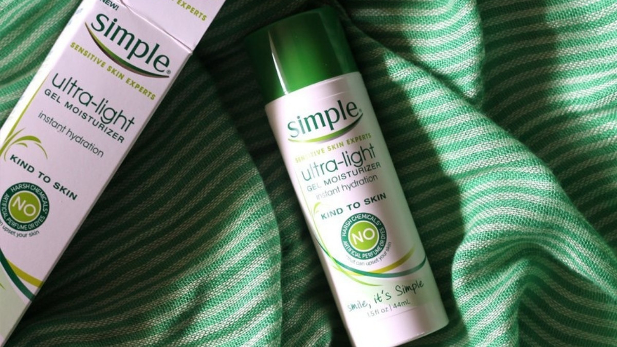 Kem dưỡng ẩm Simple Ultra Light Gel Moisturizer