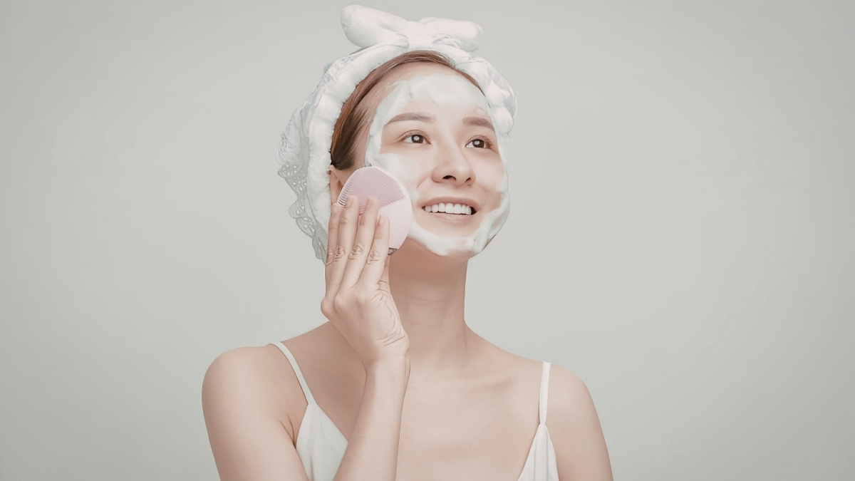 Sữa rửa mặt phù hợp đáp ứng nhu cầu làm sạch và không xuất hiện phản ứng khó chịu
