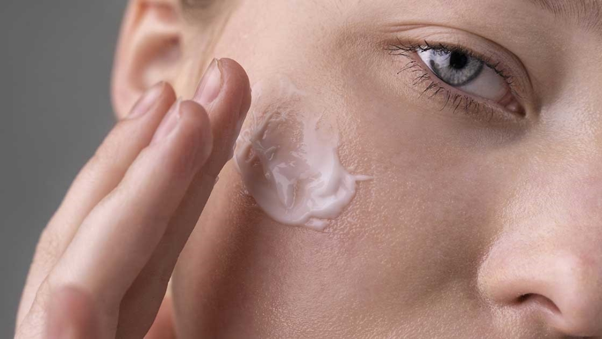 Bạn vẫn cần cung cấp độ ẩm để duy trì chức năng của hàng rào bảo vệ
