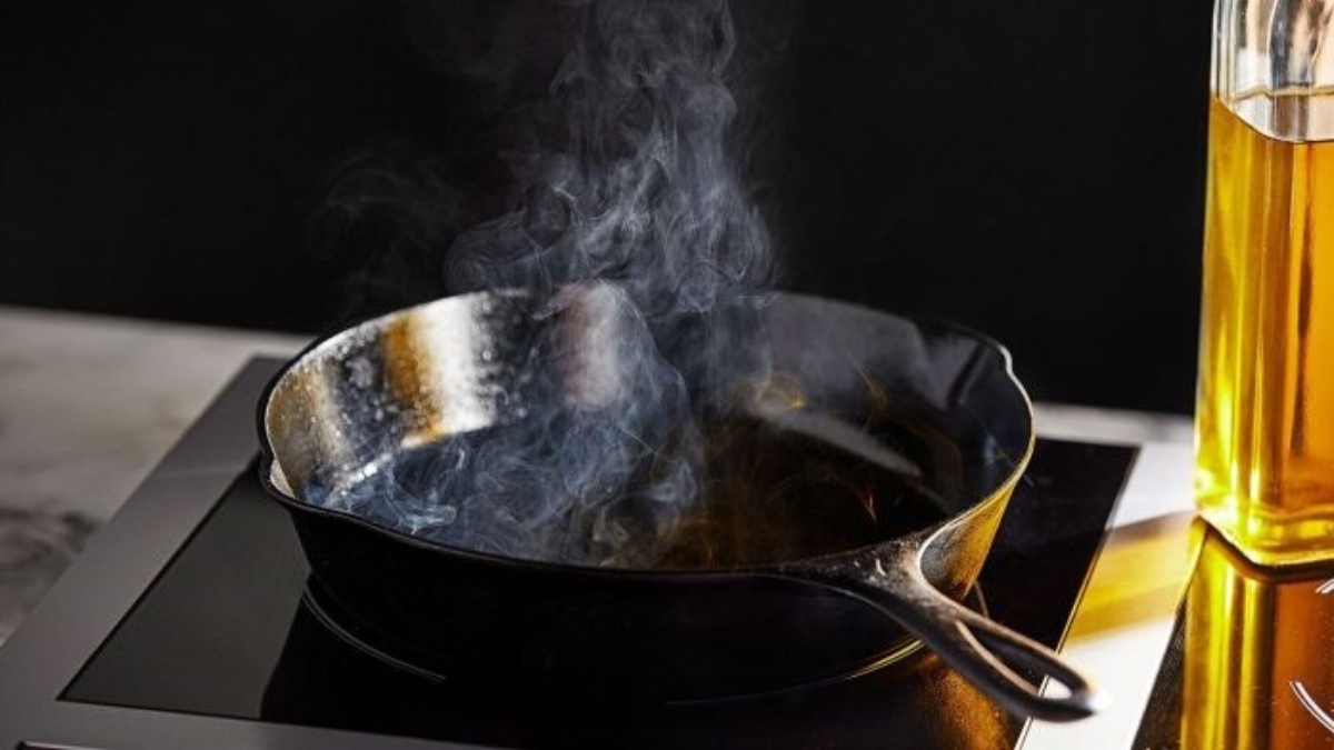 Đun dầu quá nóng có thể làm dầu bị phân hủy nhanh hơn