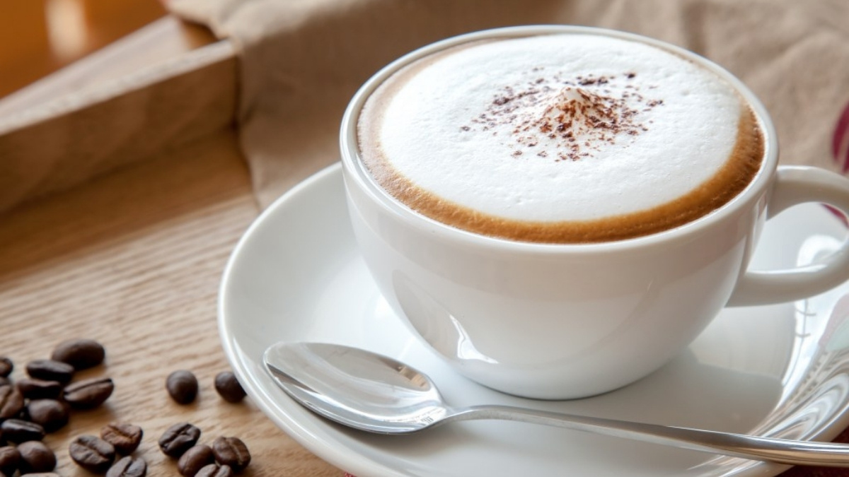 Cappuccino có cấu trúc 3 phần gồm cà phê, sữa và bọt sữa