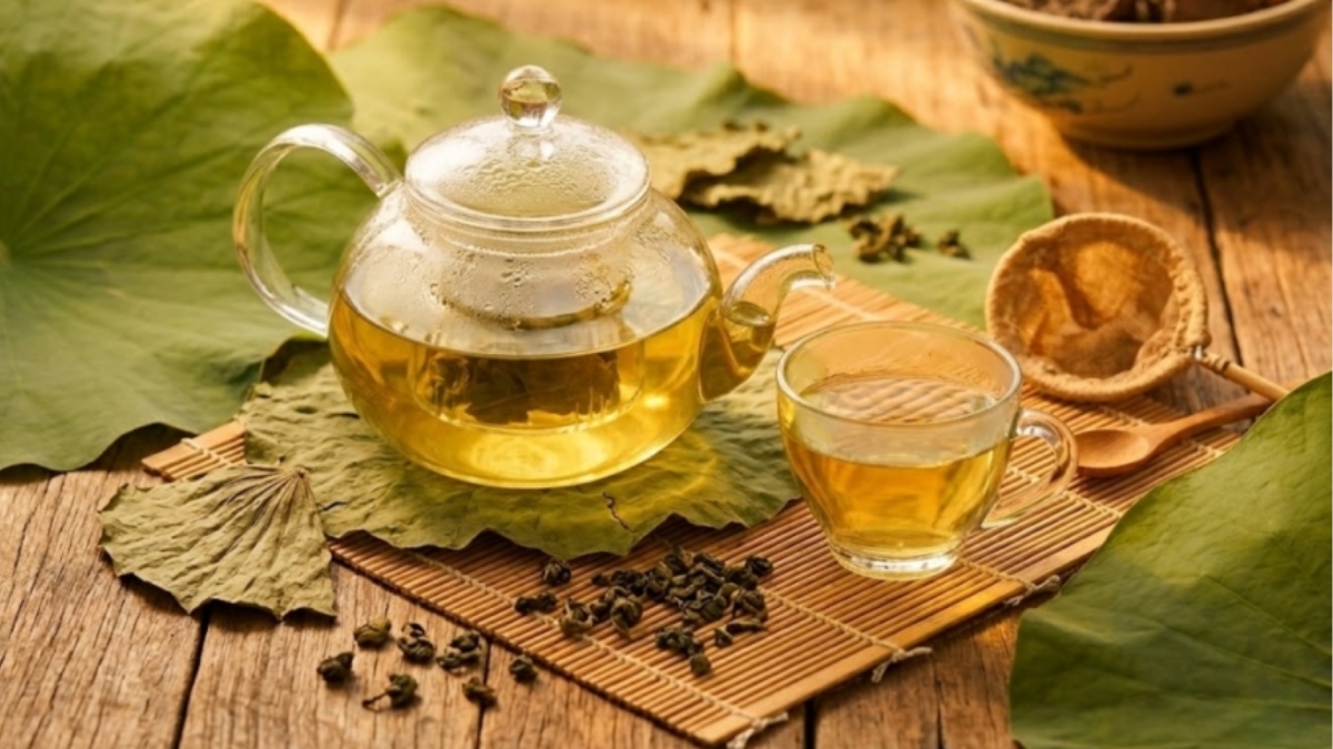 Pha trà lá sen khô không đòi hỏi kỹ thuật phức tạp