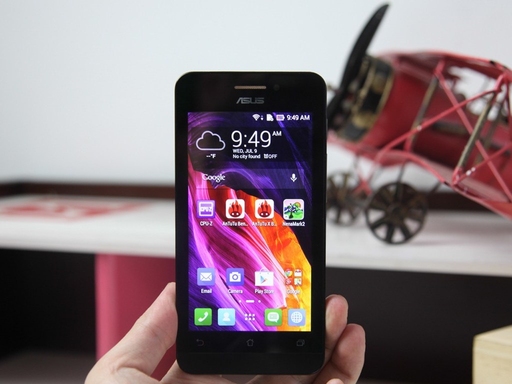 asus-zenfone-4-a450.jpg